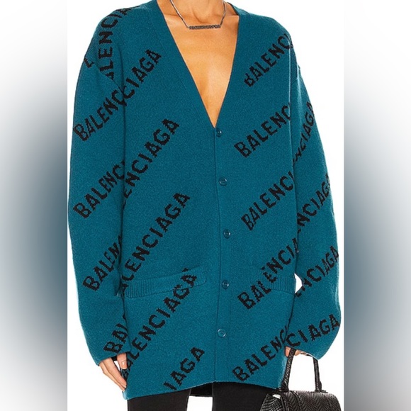 Balenciaga Wool Cardigan V Neck worn 2 x in like new condition - Picture 6 of 6
